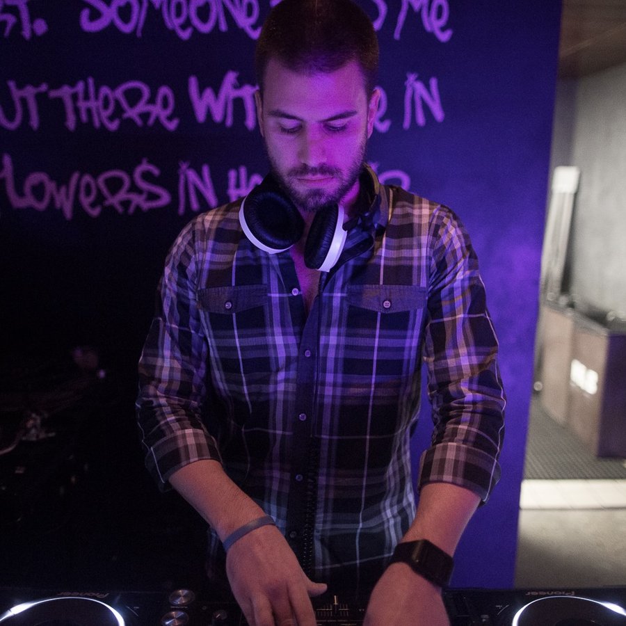 Porterhaus at the decks, Flash Fridays at Float